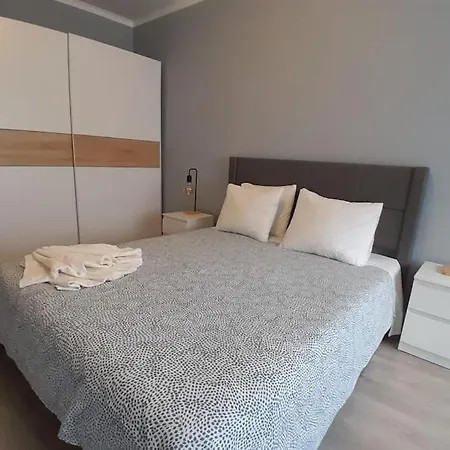 Apartamento De 2 Quartos Em