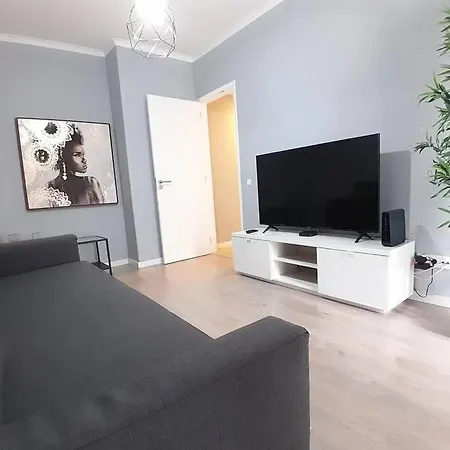 Apartamento De 2 Quartos Em *