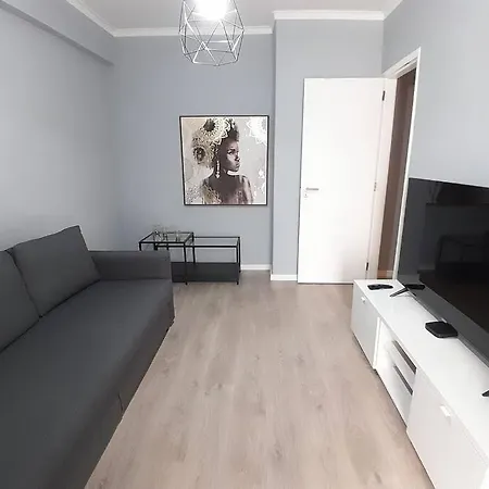 Apartamento De 2 Quartos Em * Queluz