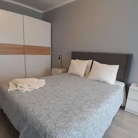 Apartamento De 2 Quartos Em